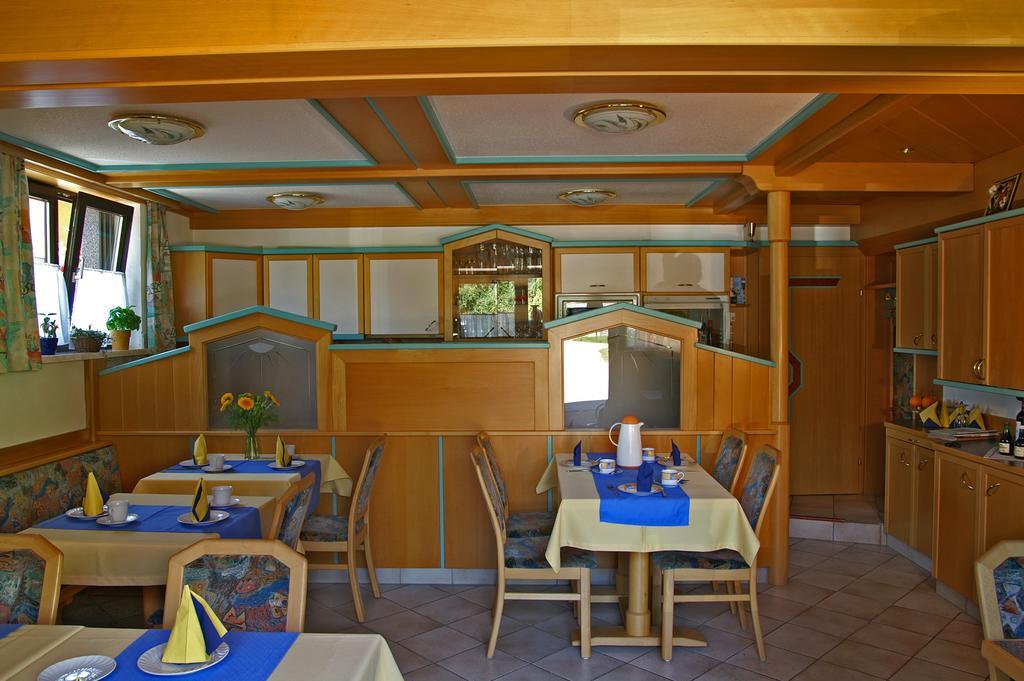 Gaestehaus Donautal Vichtenstein Ruang foto
