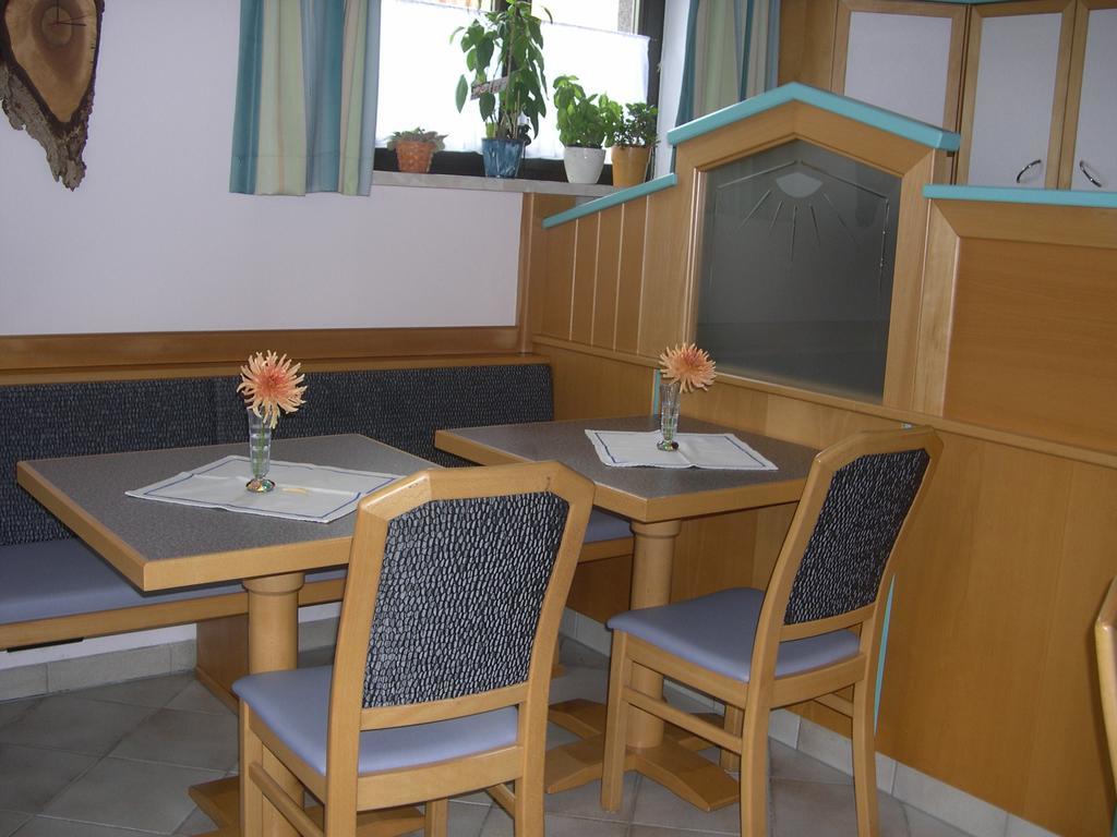 Gaestehaus Donautal Vichtenstein Bagian luar foto